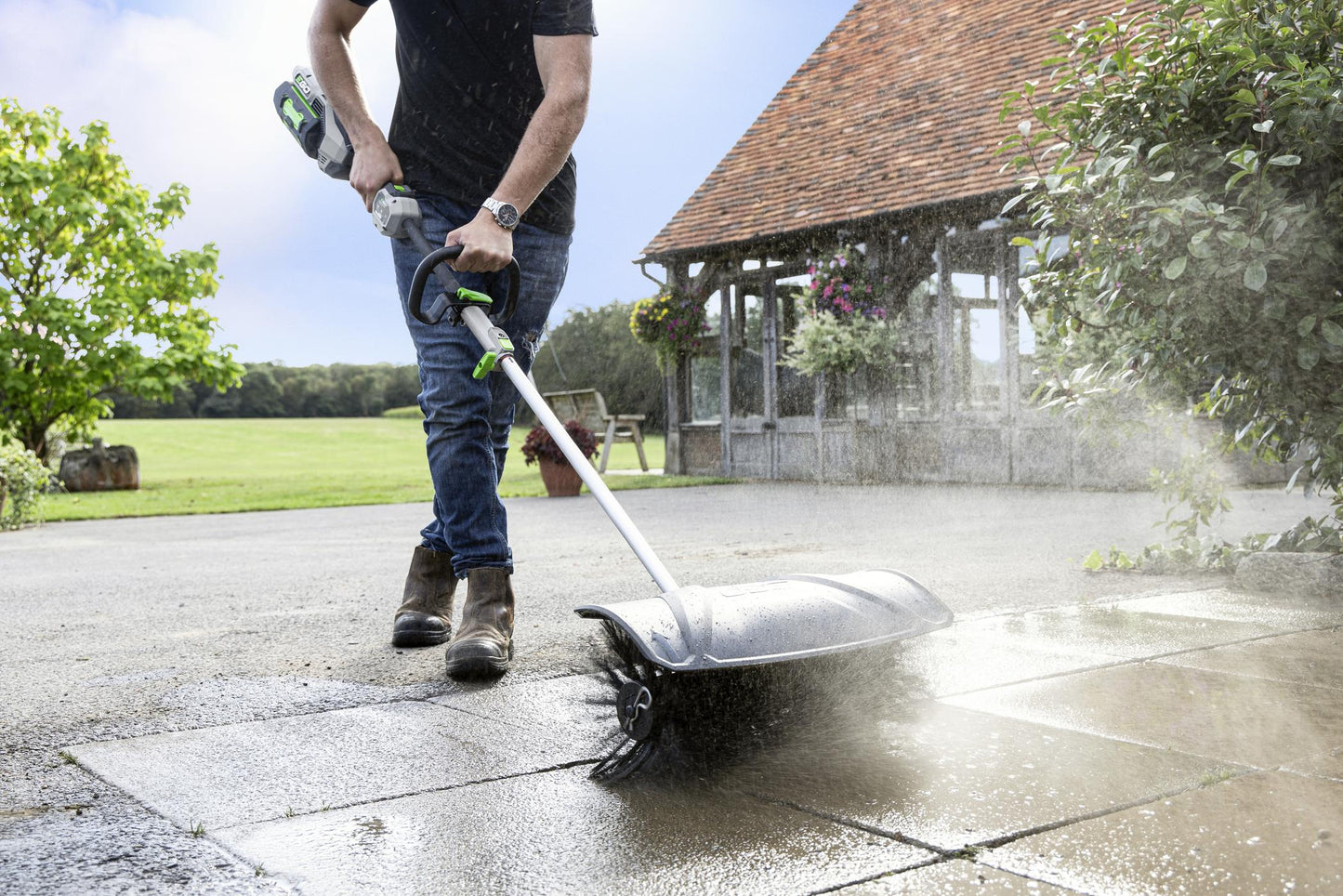 EGO 56V マルチヘッドブリストルブラシアタッチメント